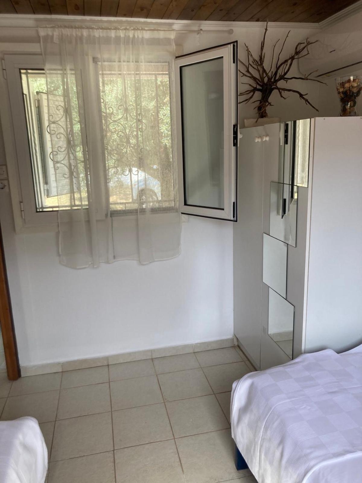Helios Beach House Mikros Gialos Ngoại thất bức ảnh